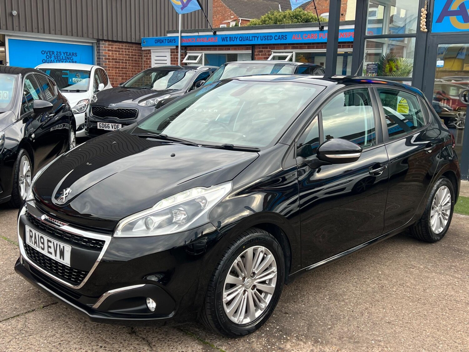Used Peugeot 208 2019 for sale - 76071759: Photo 46