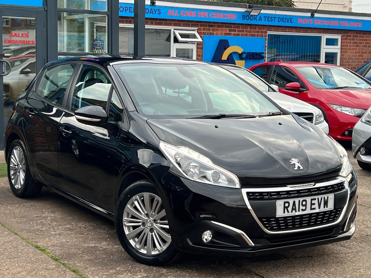 Used Peugeot 208 2019 for sale - 76071759: Photo 56