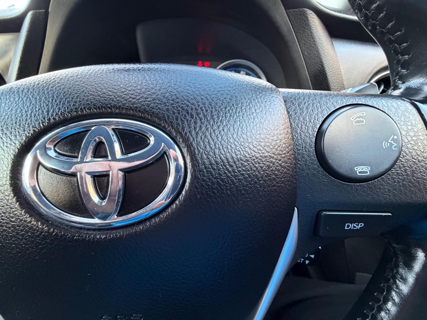 Used Toyota Auris 2014 for sale - 77511365: Photo 28