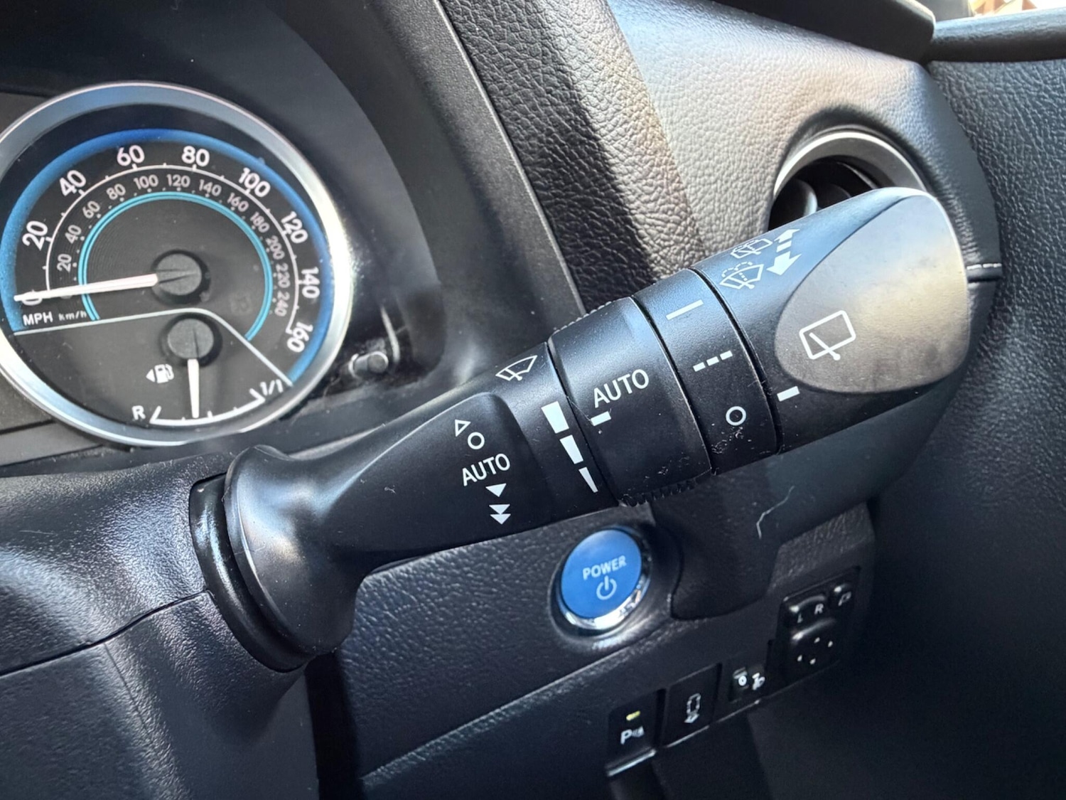 Used Toyota Auris 2014 for sale - 77511365: Photo 31