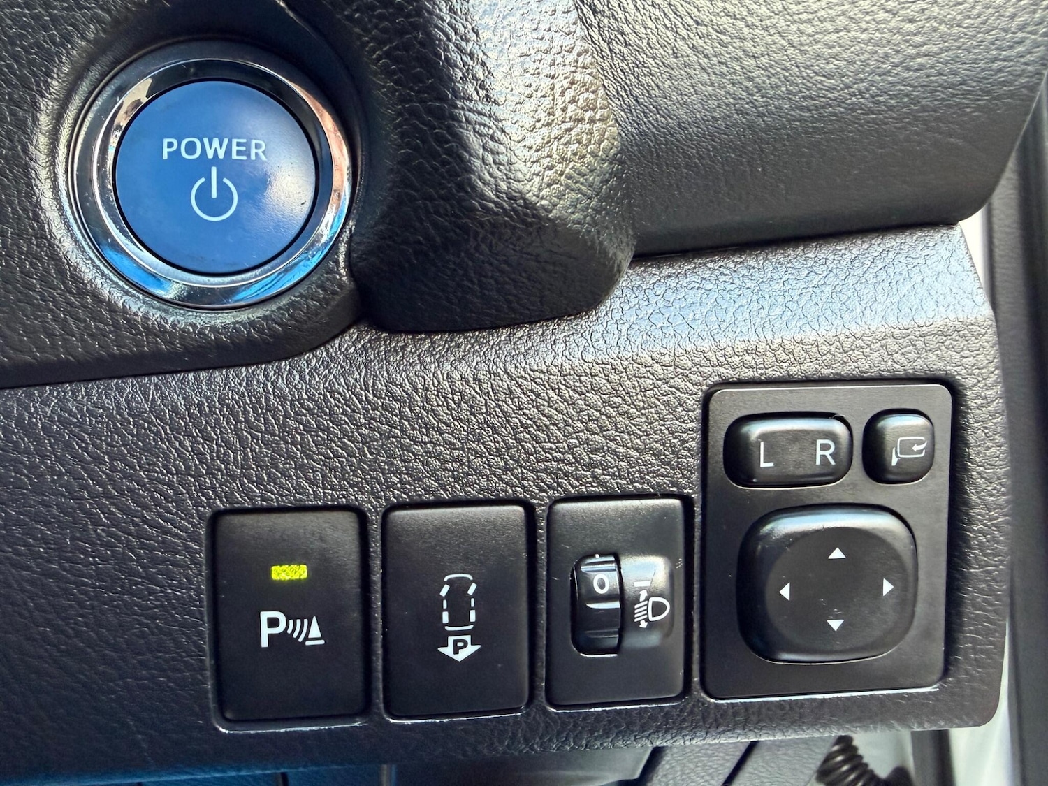 Used Toyota Auris 2014 for sale - 77511365: Photo 32