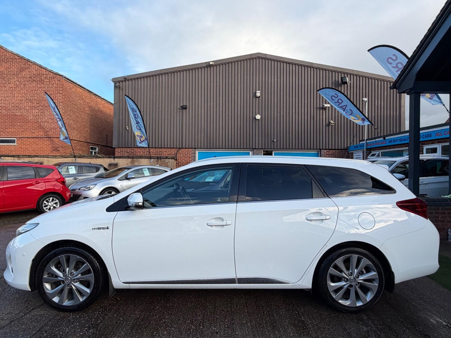 Used Toyota Auris 2014 for sale - 77511365: Photo 54