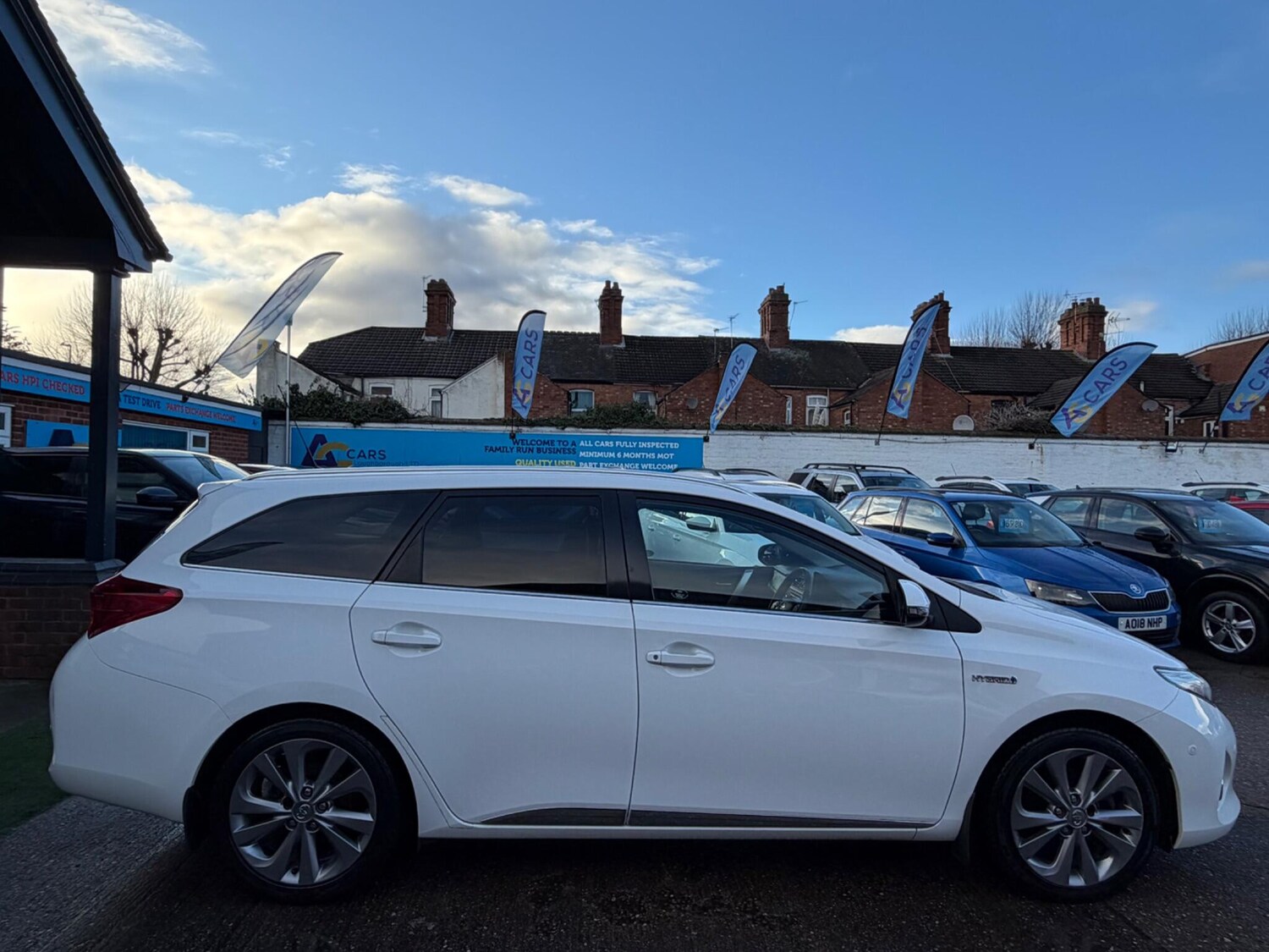 Used Toyota Auris 2014 for sale - 77511365: Photo 57