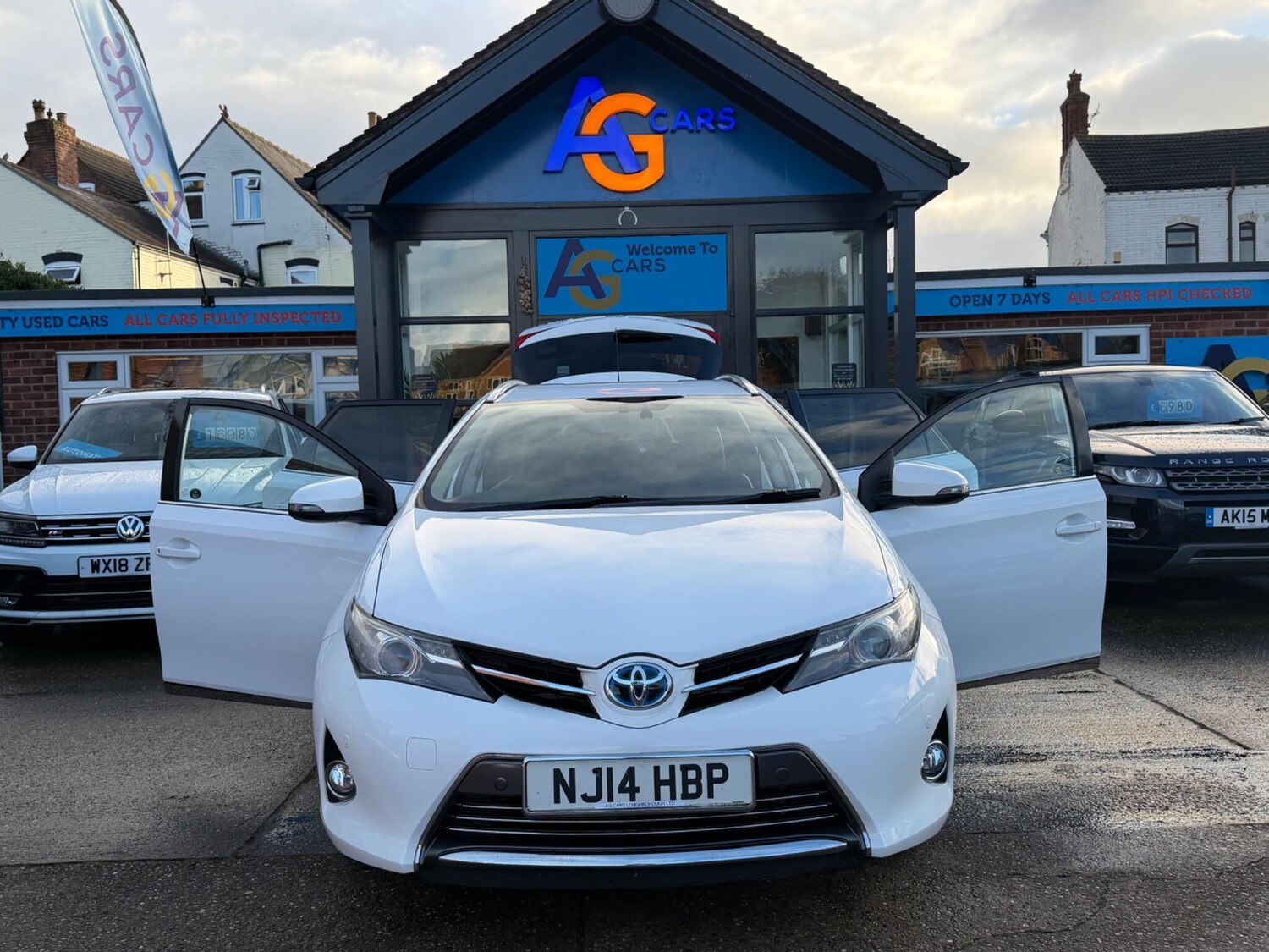 Used Toyota Auris 2014 for sale - 77511365: Photo 62