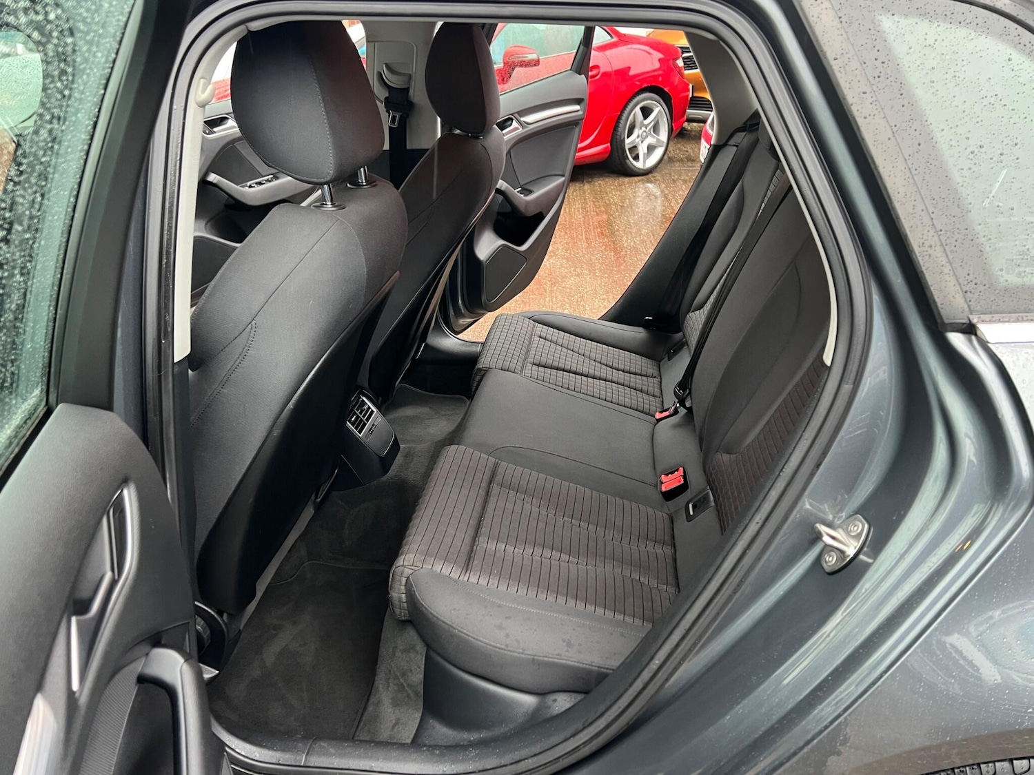 Used Audi A3 2013 for sale - 76990117: Photo 5