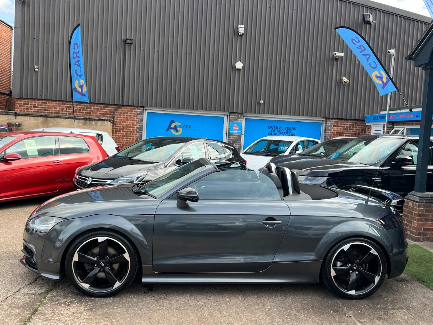 Used Audi TT 2014 for sale - 76152853: Photo 87