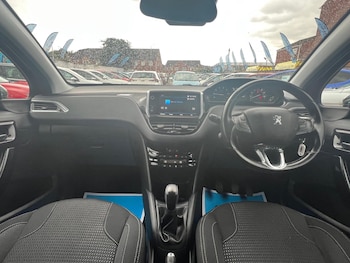 Used Peugeot 208 2018 for sale - 75729310: Photo