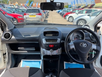 Used Toyota AYGO 2012 for sale - 79248755: Photo
