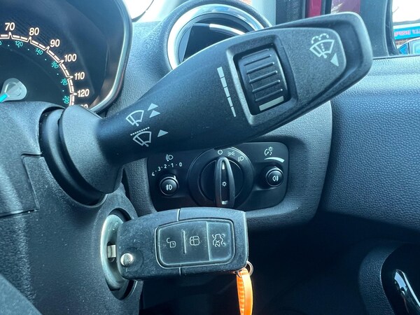 Used Ford Fiesta 2016 for sale - 75588609: Photo 39