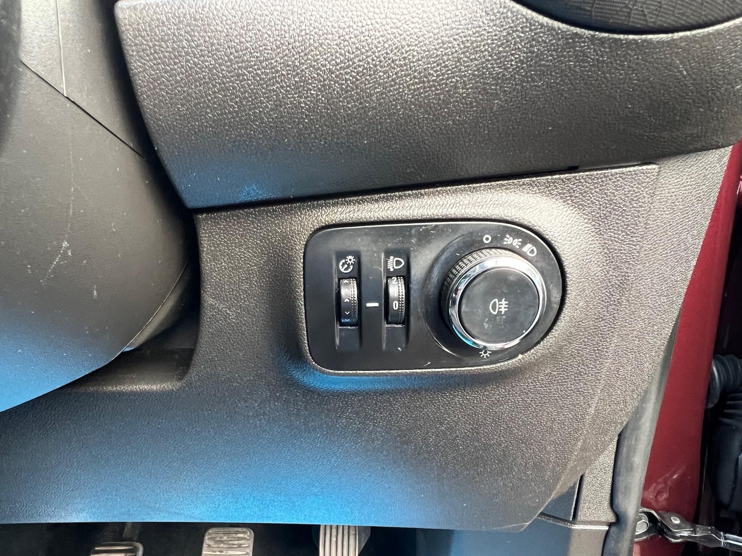Vehicle 28
