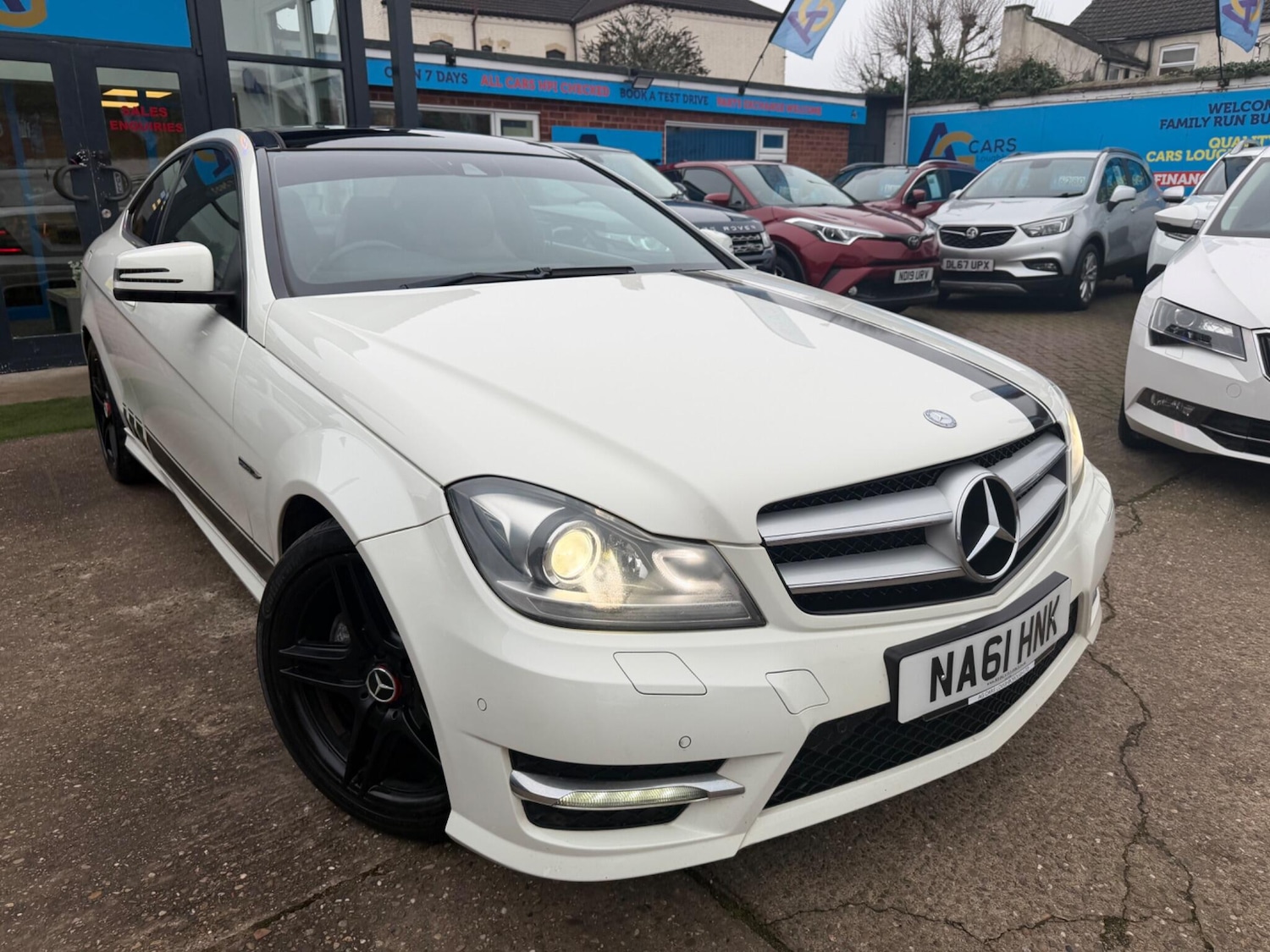 Used Mercedes-Benz C Class 2011 for sale - 77229560: Photo 40