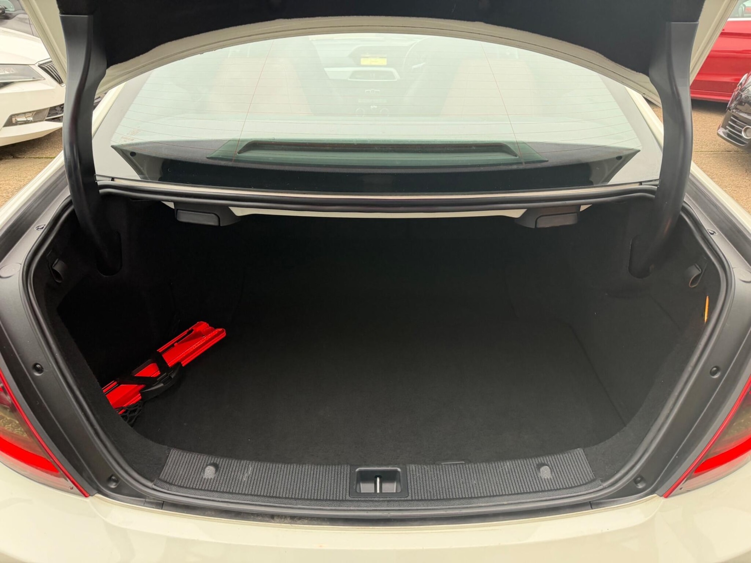 Used Mercedes-Benz C Class 2011 for sale - 77229560: Photo 49