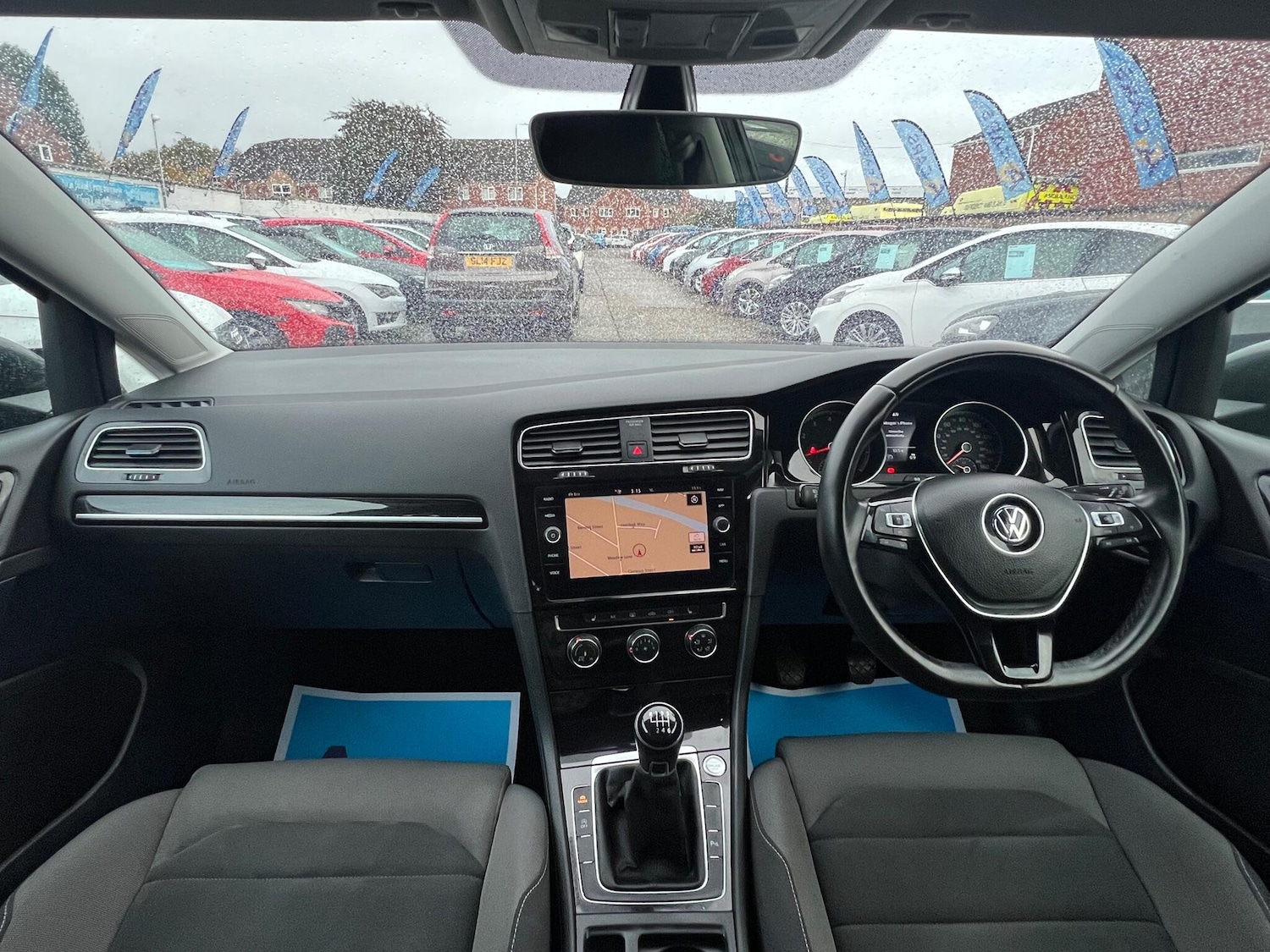 Used Volkswagen Golf for sale - 76701405: Photo 2