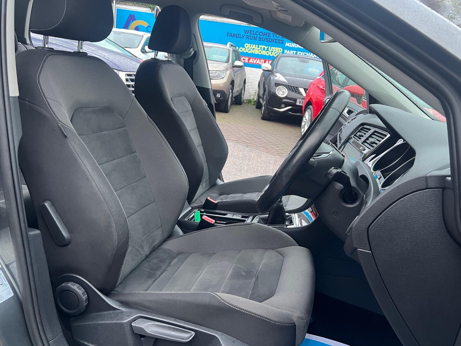 Used Volkswagen Golf for sale - 76701405: Photo 35