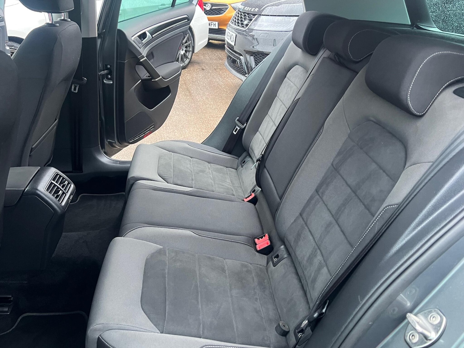 Used Volkswagen Golf for sale - 76701405: Photo 38