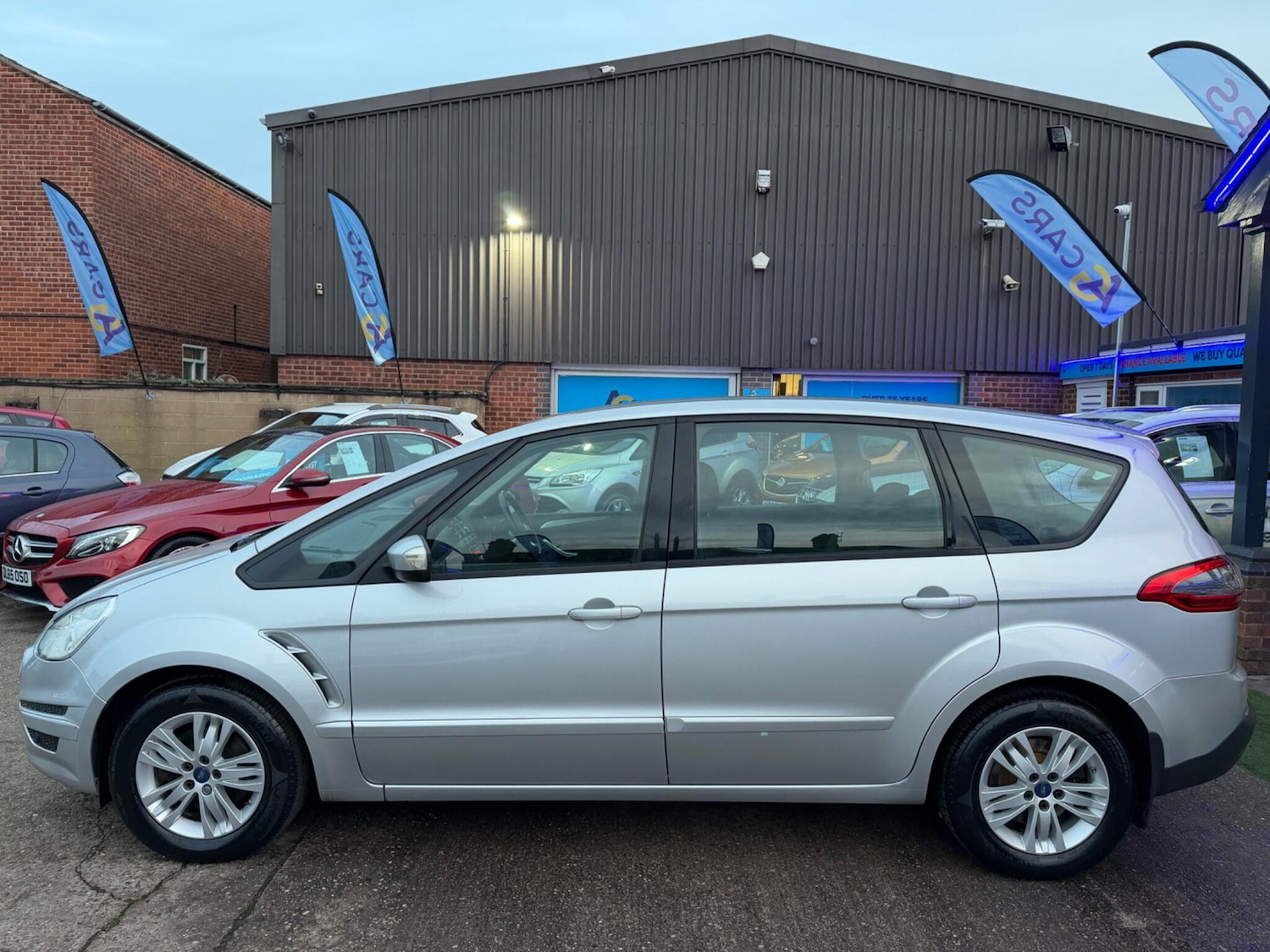Used Ford S-Max 2015 for sale - 77202404: Photo 10