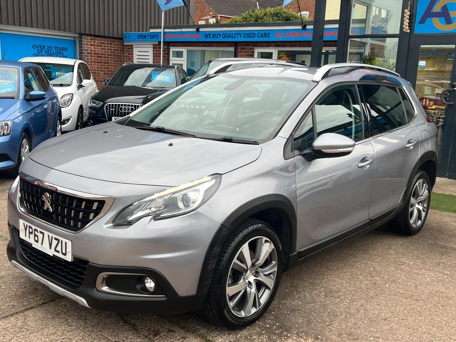 Used Peugeot 2008 2017 for sale - 76099237: Photo 14