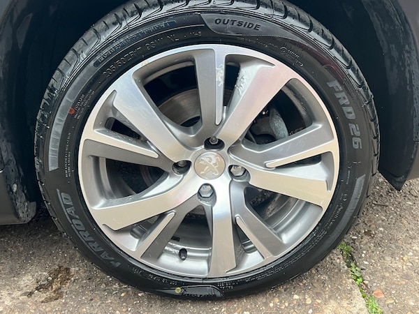 Used Peugeot 2008 2017 for sale - 76099237: Photo 73