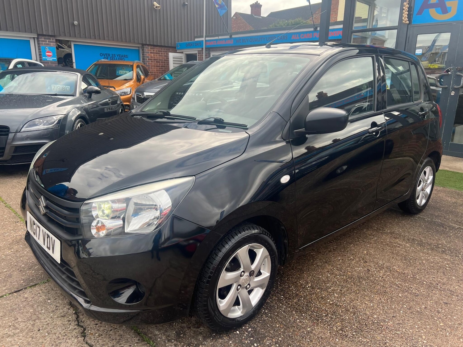 Used Suzuki Celerio 2017 for sale - 76349007: Photo 33