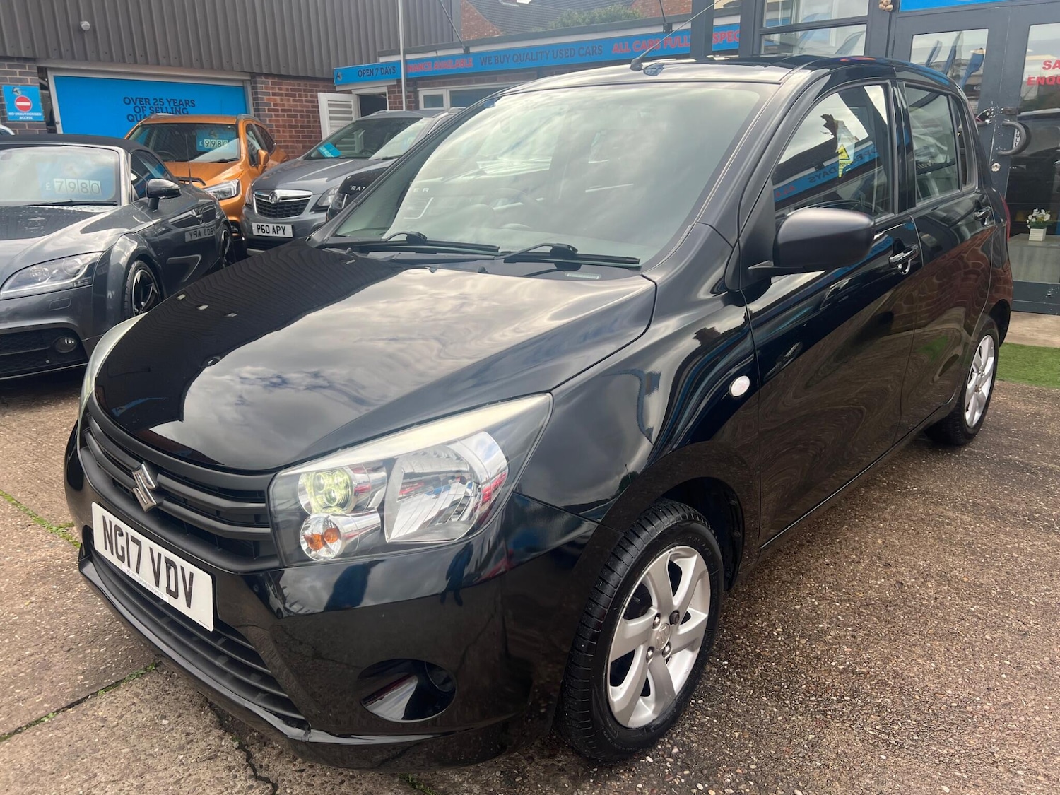 Used Suzuki Celerio 2017 for sale - 76349007: Photo 35