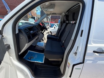 Used Volkswagen Transporter 2019 for sale - 78923083: Photo