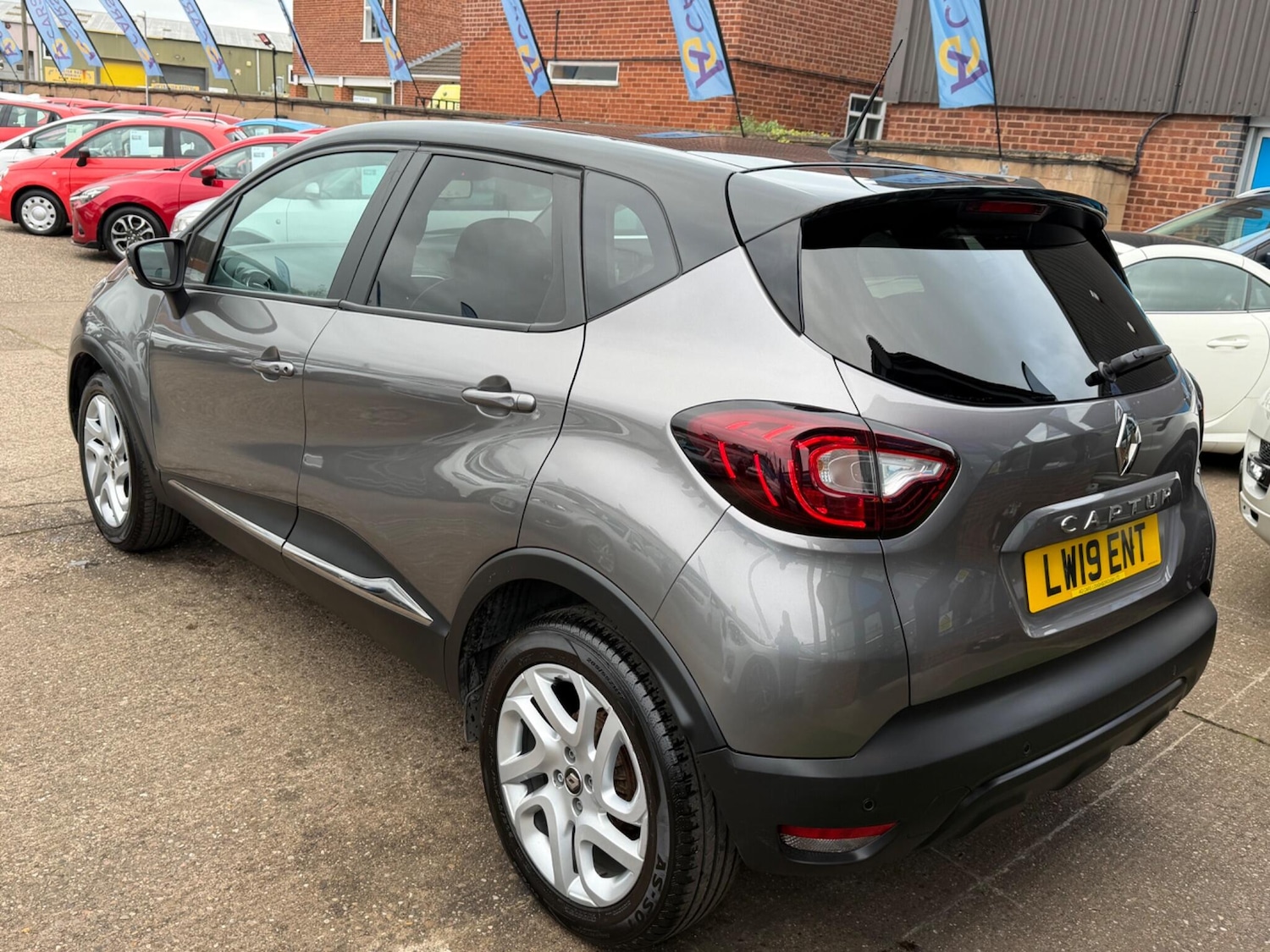 Used Renault Captur 2019 for sale - 78101357: Photo 16