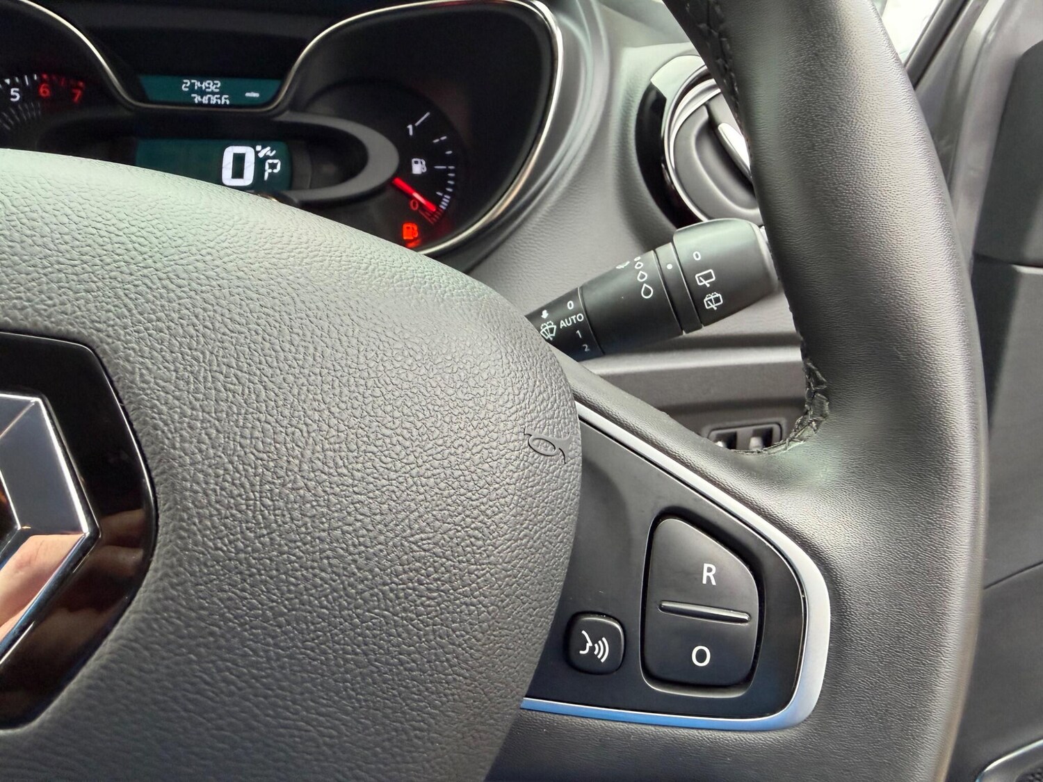 Used Renault Captur 2019 for sale - 78101357: Photo 26