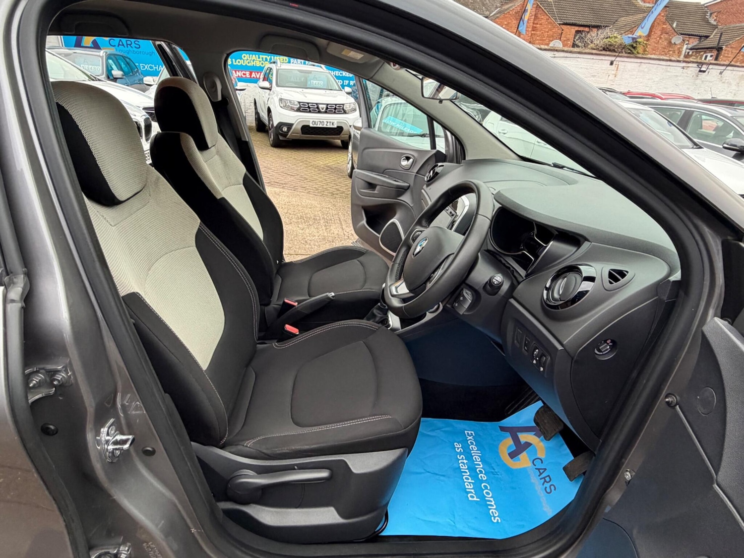 Used Renault Captur 2019 for sale - 78101357: Photo 33