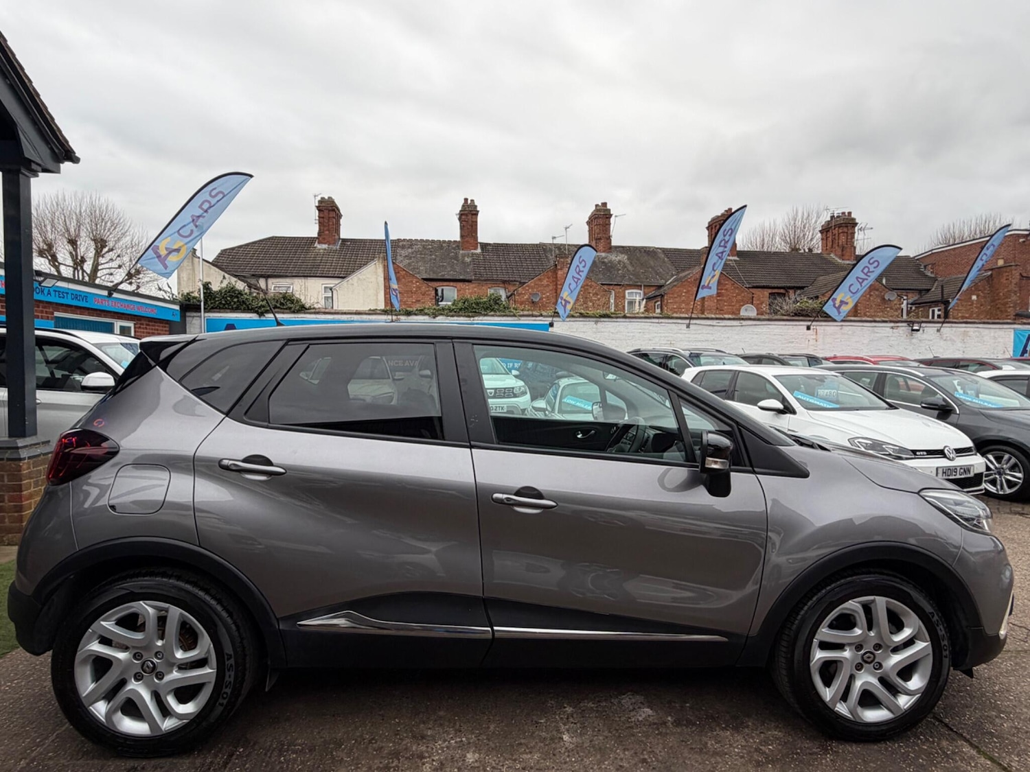 Used Renault Captur 2019 for sale - 78101357: Photo 41