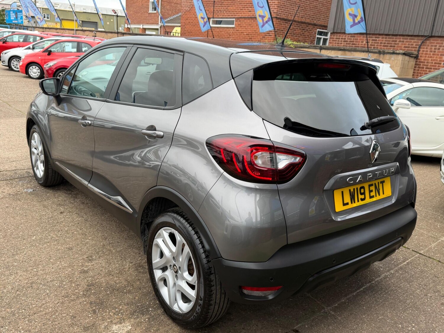 Used Renault Captur 2019 for sale - 78101357: Photo 52