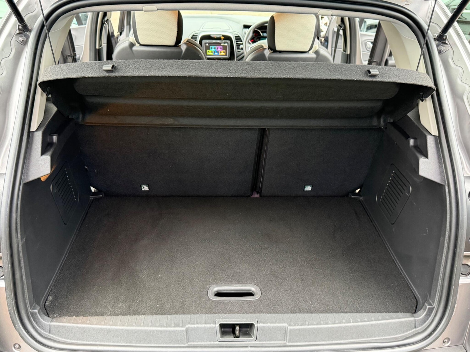 Used Renault Captur 2019 for sale - 78101357: Photo 55