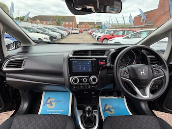 Used Honda Jazz 2015 for sale - 78491455: Photo