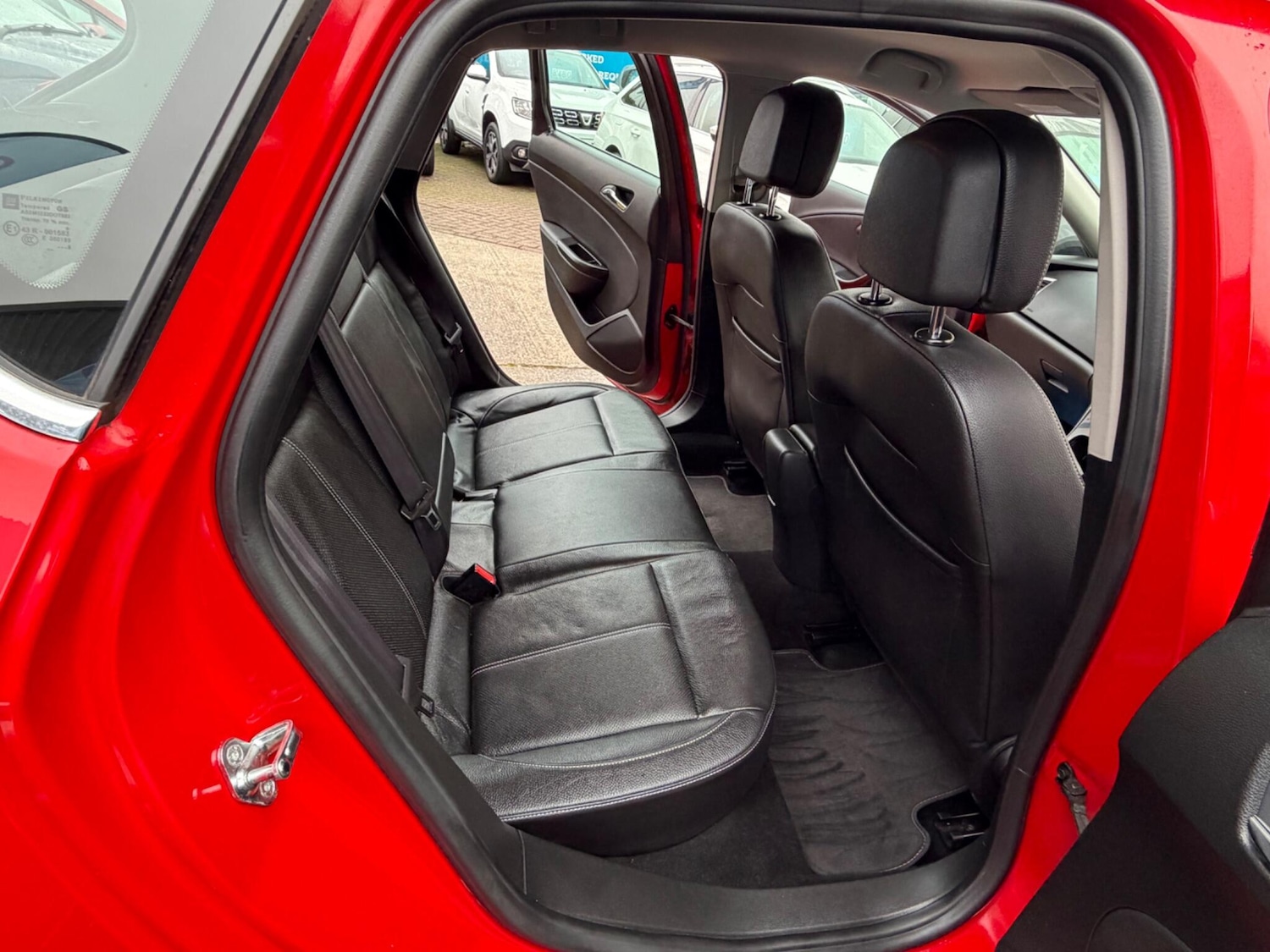 Used Vauxhall Astra 2015 for sale - 77400470: Photo 32