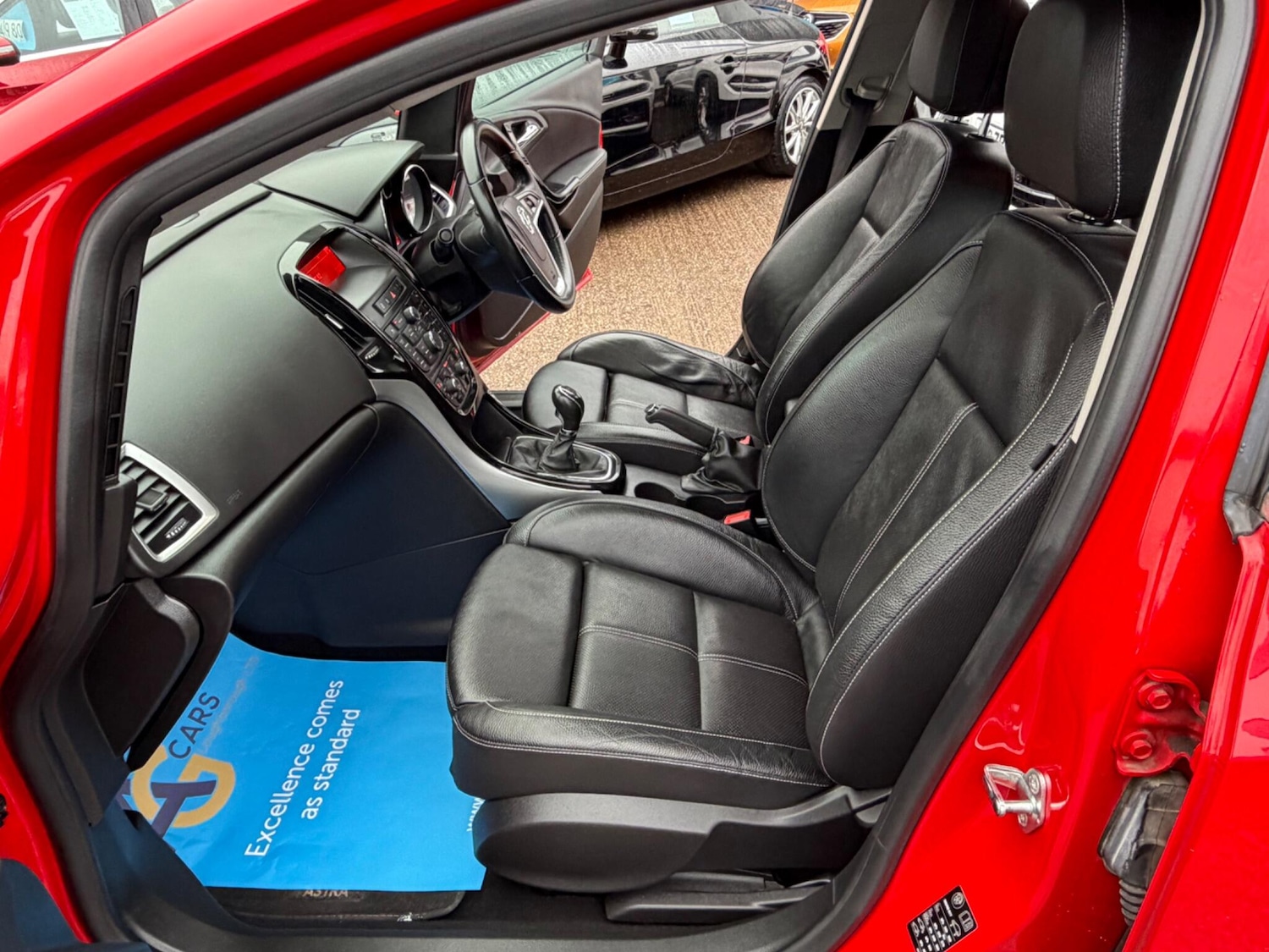 Used Vauxhall Astra 2015 for sale - 77400470: Photo 4