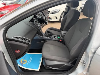 Used Ford Focus 2014 for sale - 79533396: Photo