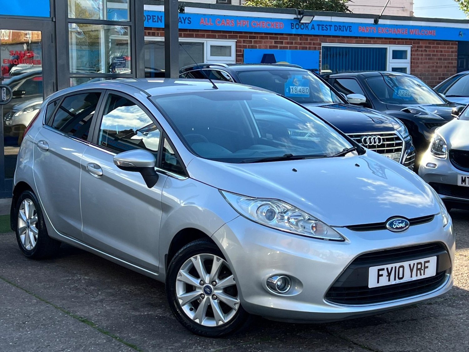 Used Ford Fiesta 2010 for sale - 76424835: Photo 1