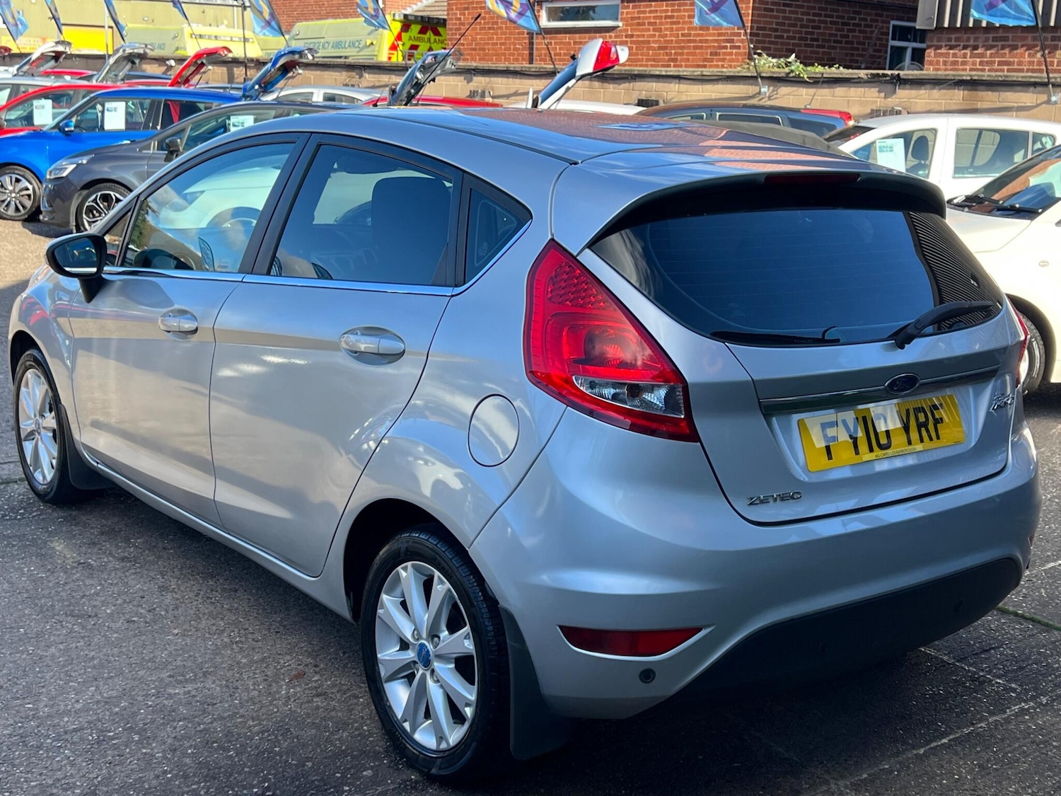 Used Ford Fiesta 2010 for sale - 76424835: Photo 16