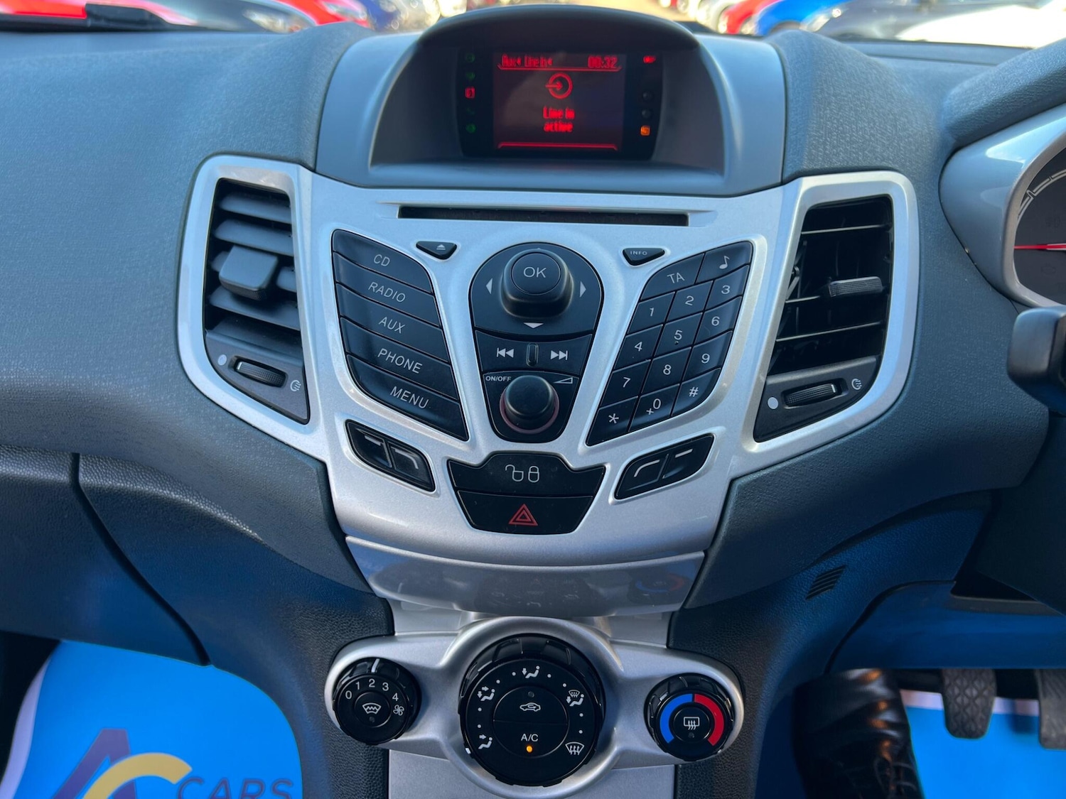 Used Ford Fiesta 2010 for sale - 76424835: Photo 22