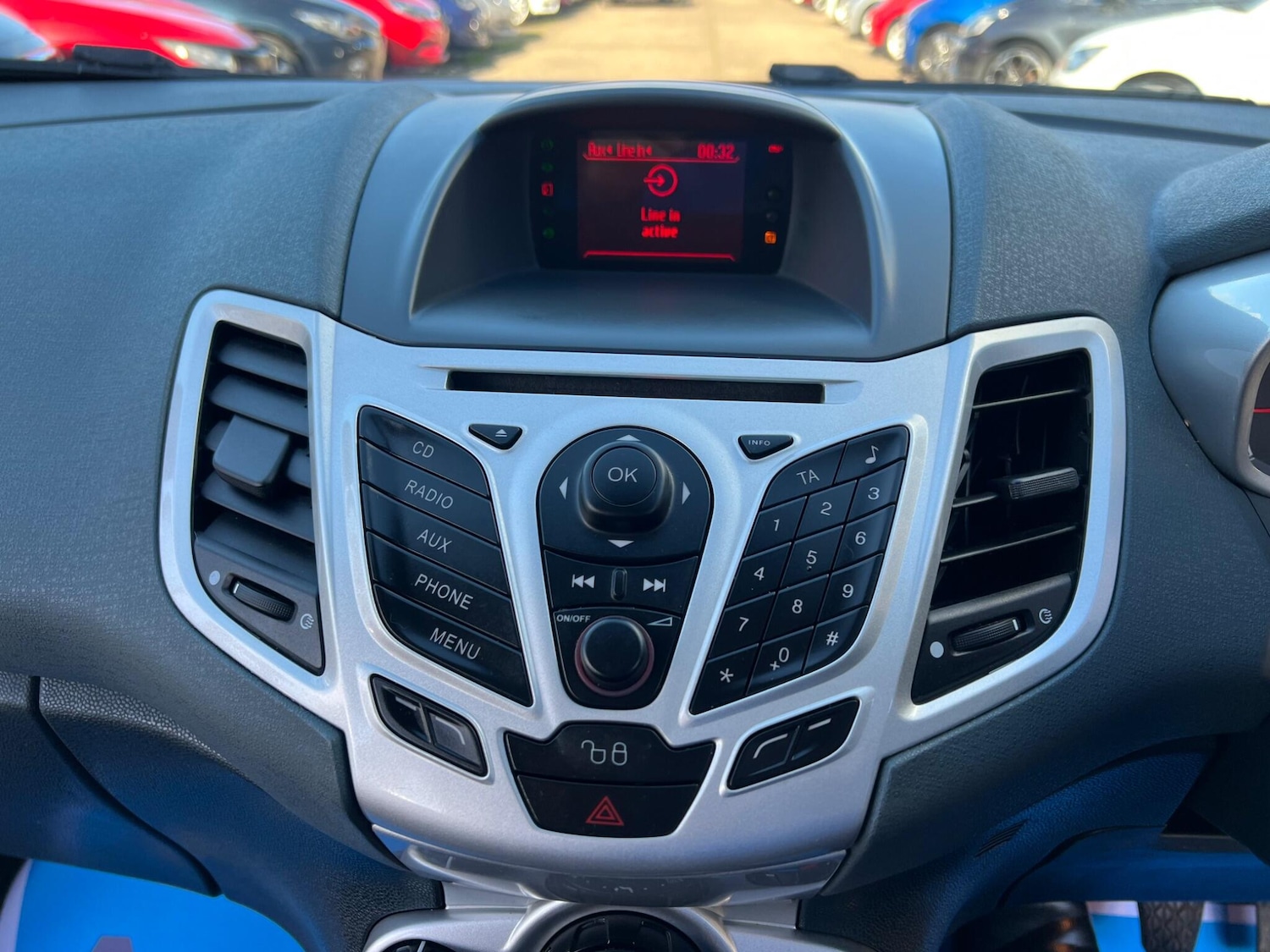 Used Ford Fiesta 2010 for sale - 76424835: Photo 23