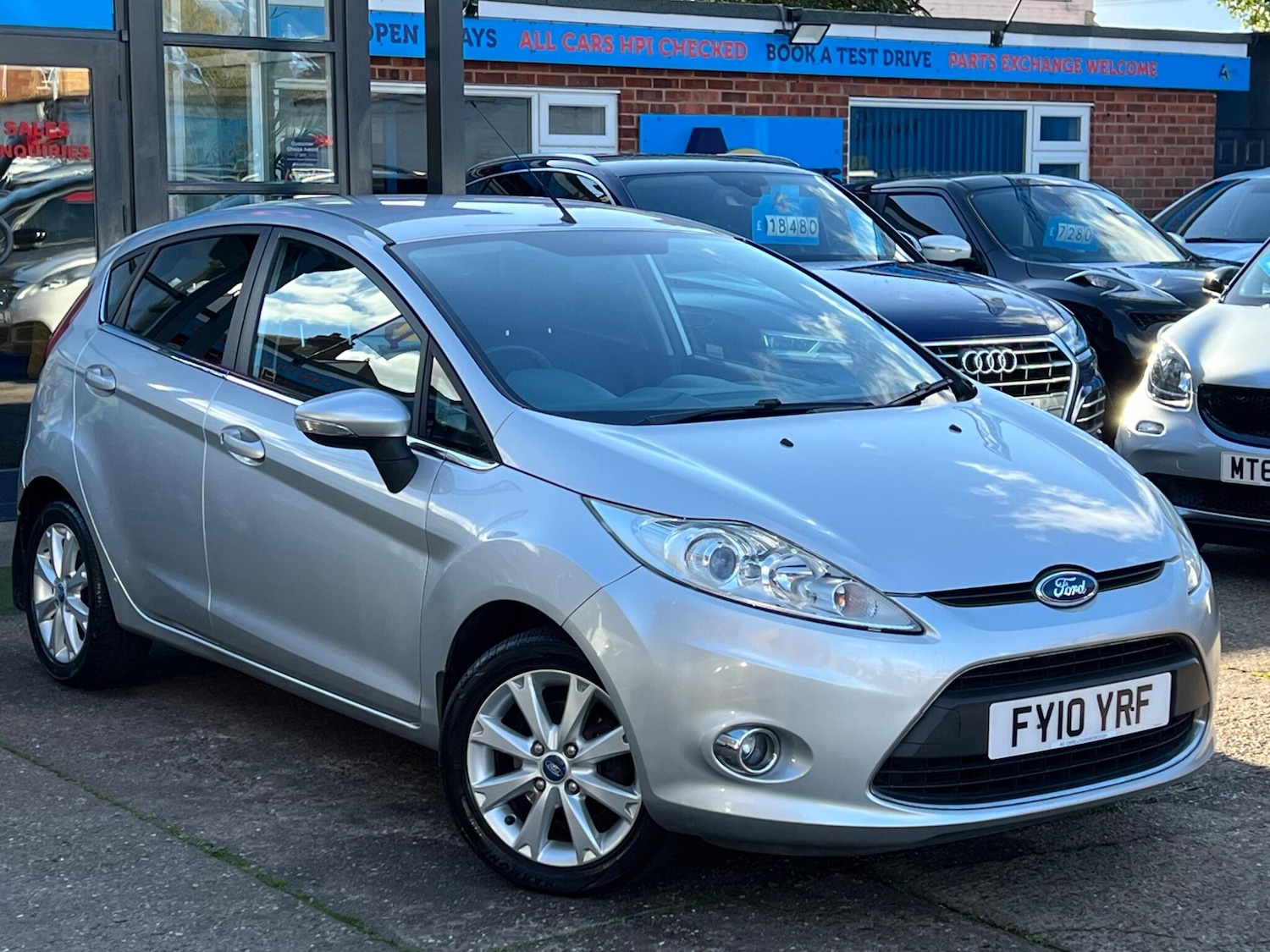 Used Ford Fiesta 2010 for sale - 76424835: Photo 41