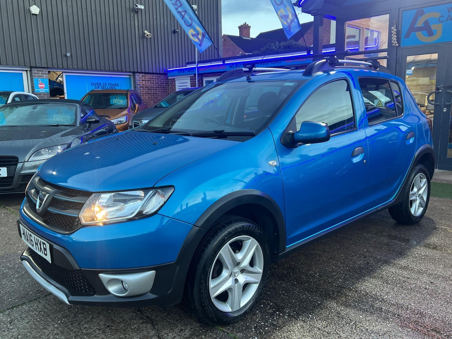 Used Dacia Sandero Stepway 2016 for sale - 76349791: Photo 33