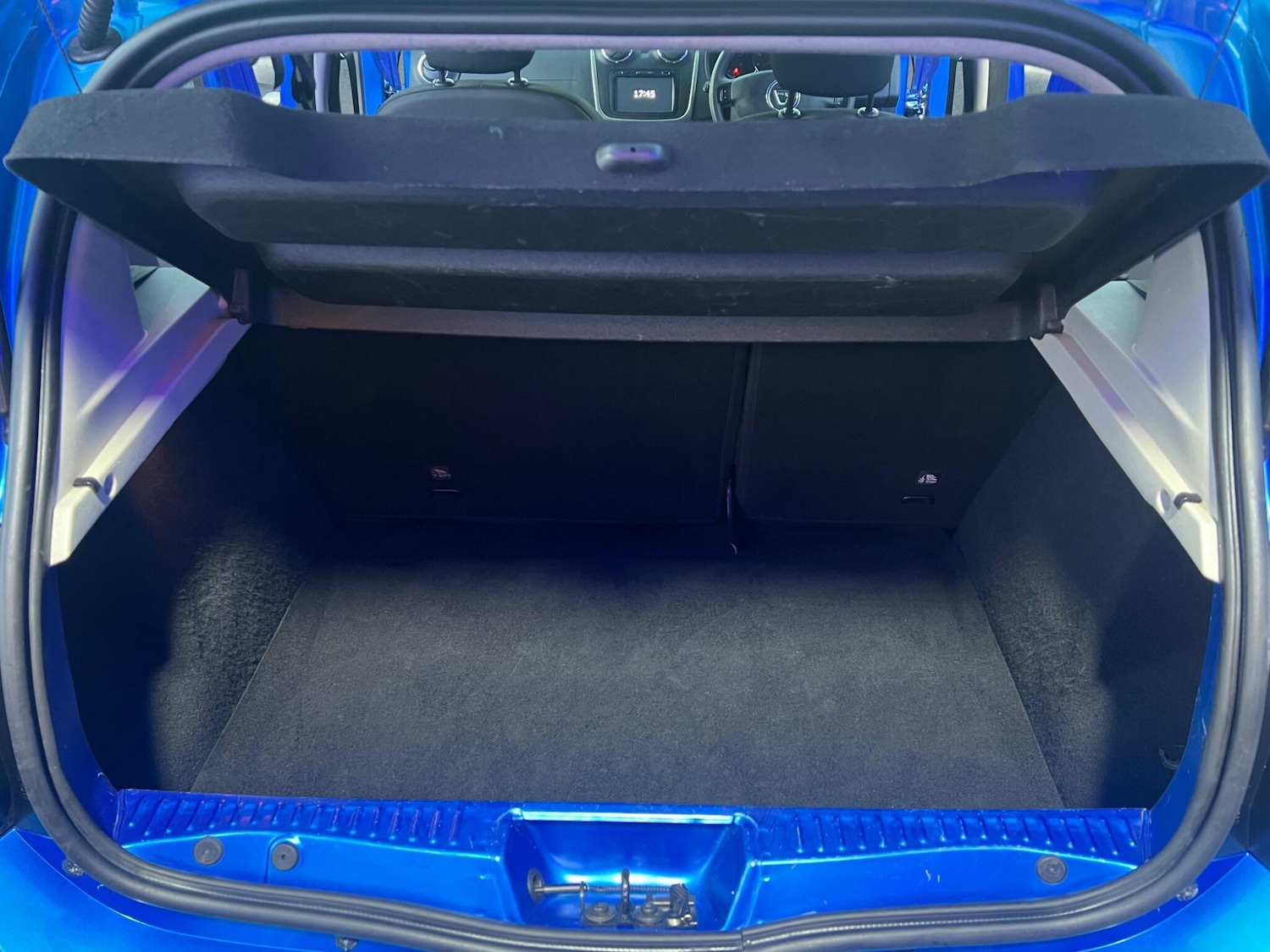 Used Dacia Sandero Stepway 2016 for sale - 76349791: Photo 40