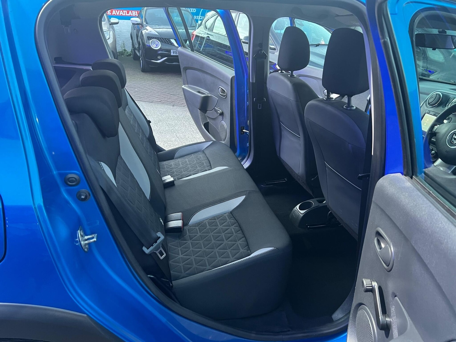 Used Dacia Sandero Stepway 2016 for sale - 76349791: Photo 45