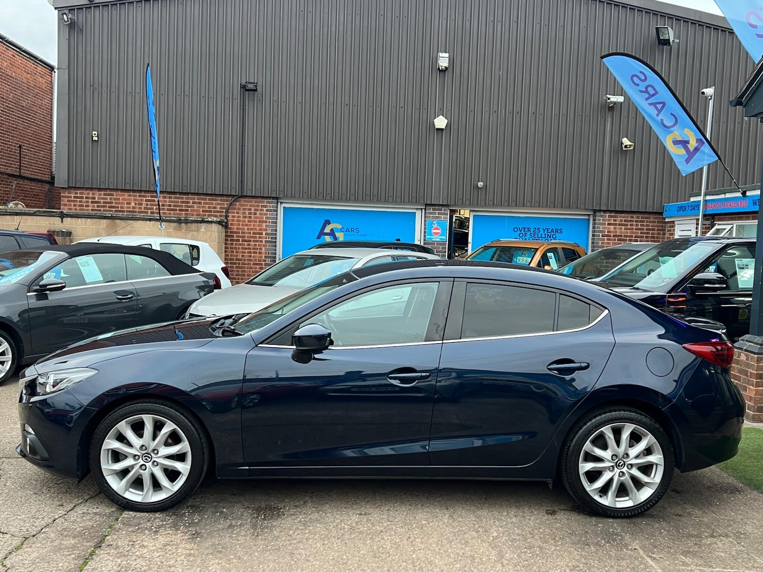 Used Mazda Mazda3 2014 for sale - 76989528: Photo 34