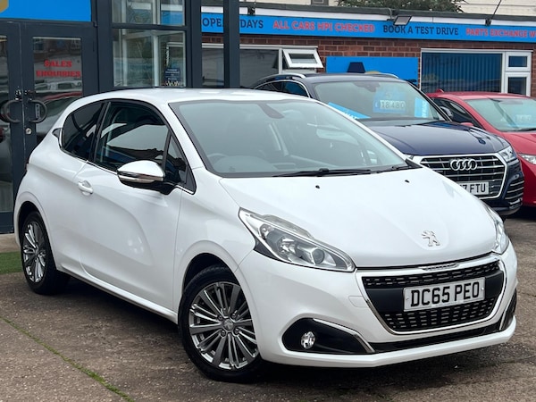 Used Peugeot 208 2015 for sale - 76259677: Photo 13