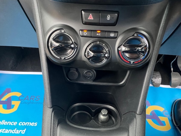 Used Peugeot 208 2015 for sale - 76259677: Photo 29