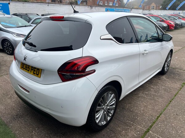 Used Peugeot 208 2015 for sale - 76259677: Photo 39