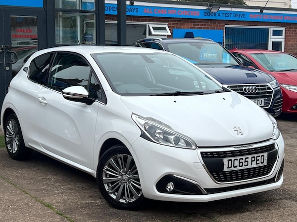 Used Peugeot 208 2015 for sale - 76259677: Photo 49