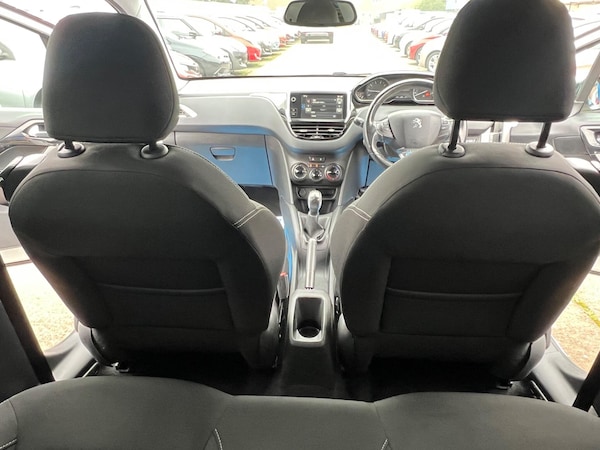 Used Peugeot 208 2015 for sale - 76259677: Photo 55