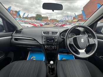 Used Suzuki Swift 2015 for sale - 75494023: Photo